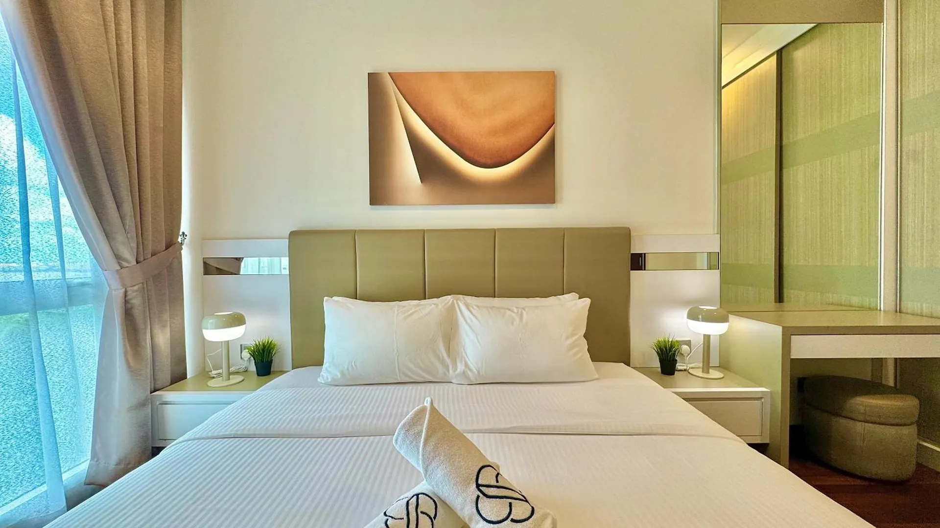 Paragon Suites Ciq By Stayrene Johor Bahru