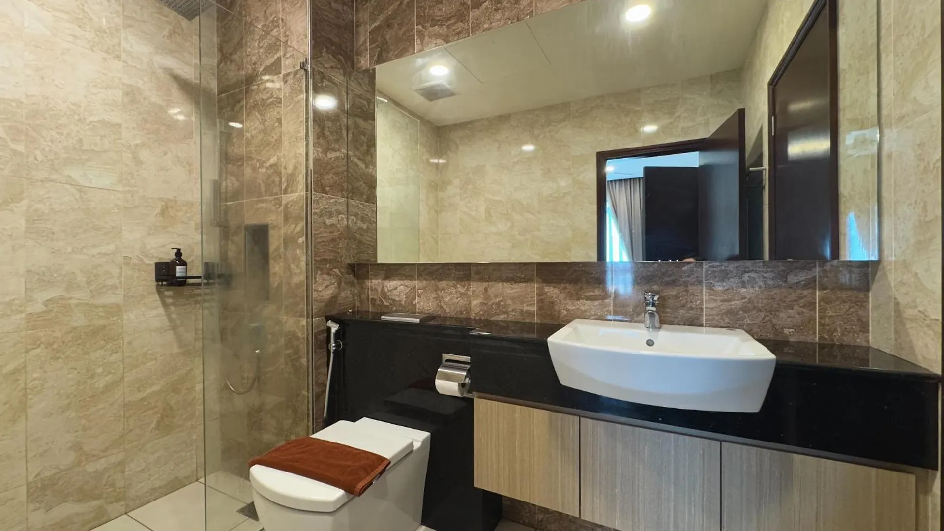 Paragon Suites Ciq By Stayrene Johor Bahru Appartement